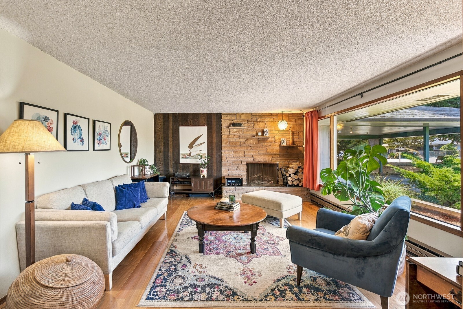 11303 1st Place Property Photo 8