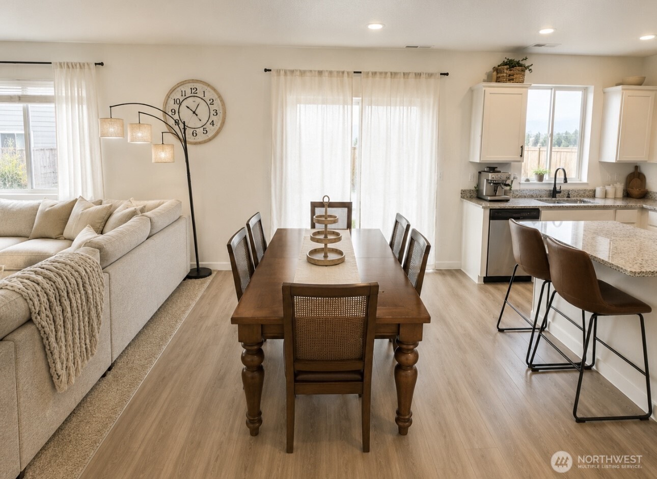 7809 285th Street Property Photo 5
