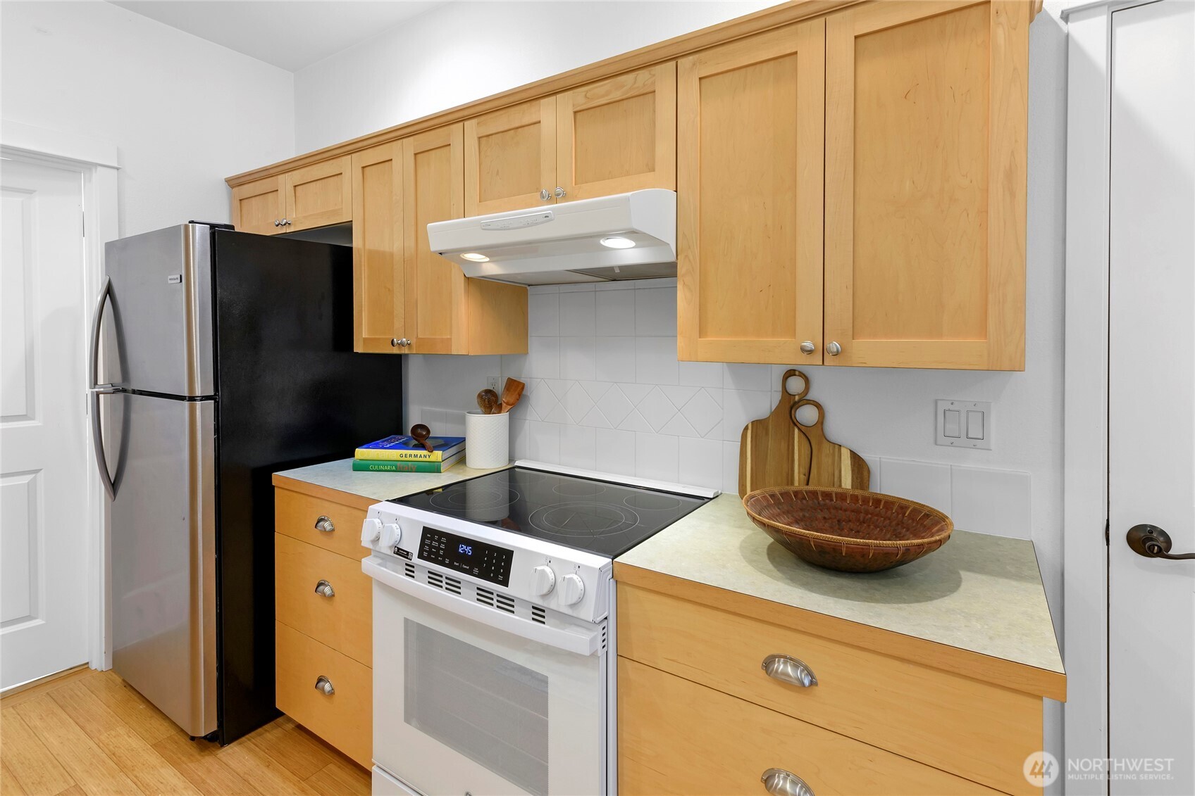 1870 Sakai Village Loop 28 Property Photo 5