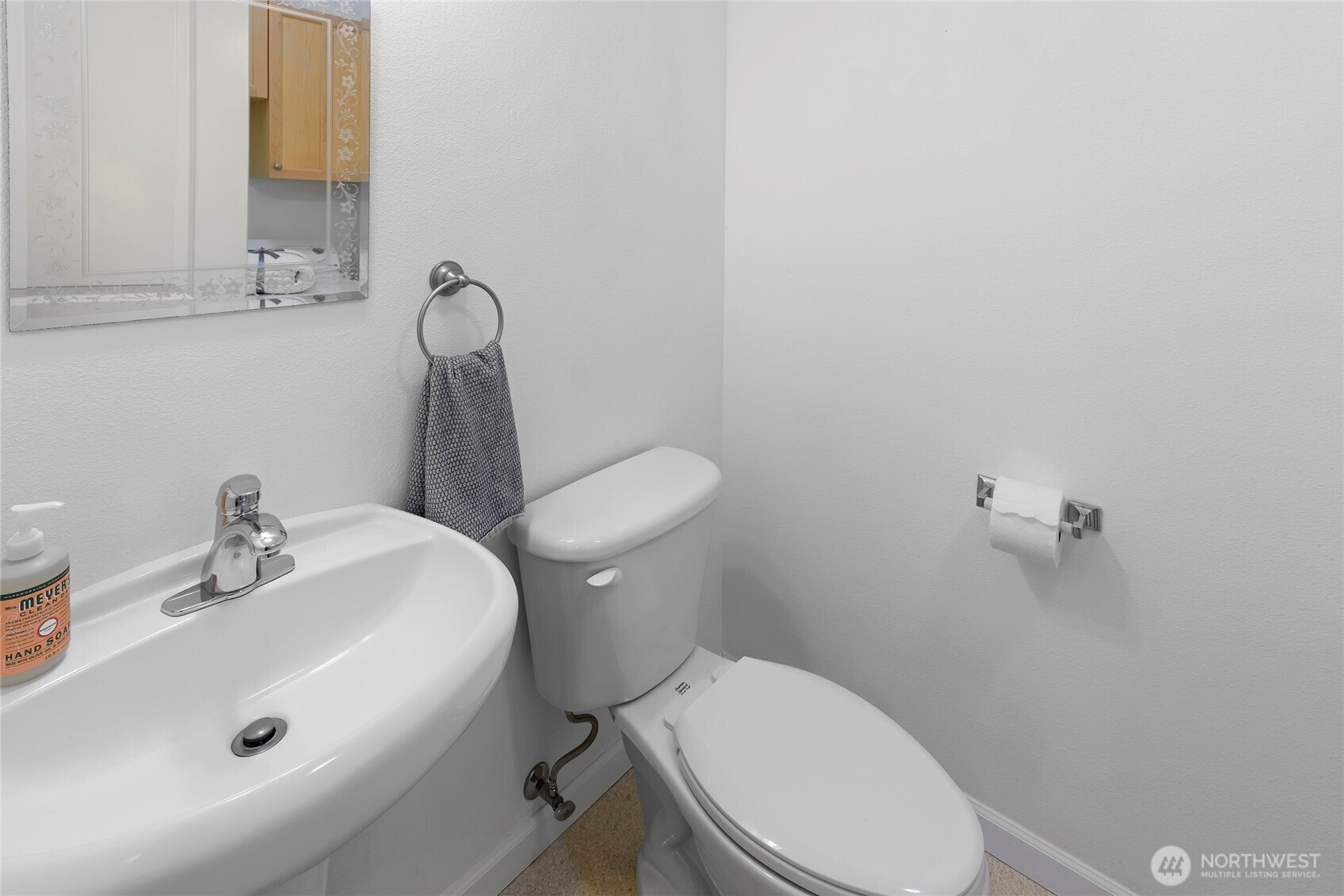 1870 Sakai Village Loop 28 Property Photo 8