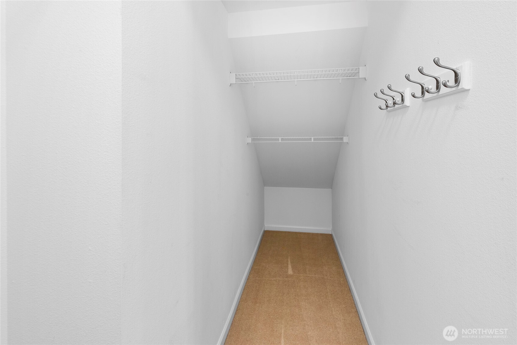 1870 Sakai Village Loop 28 Property Photo 16