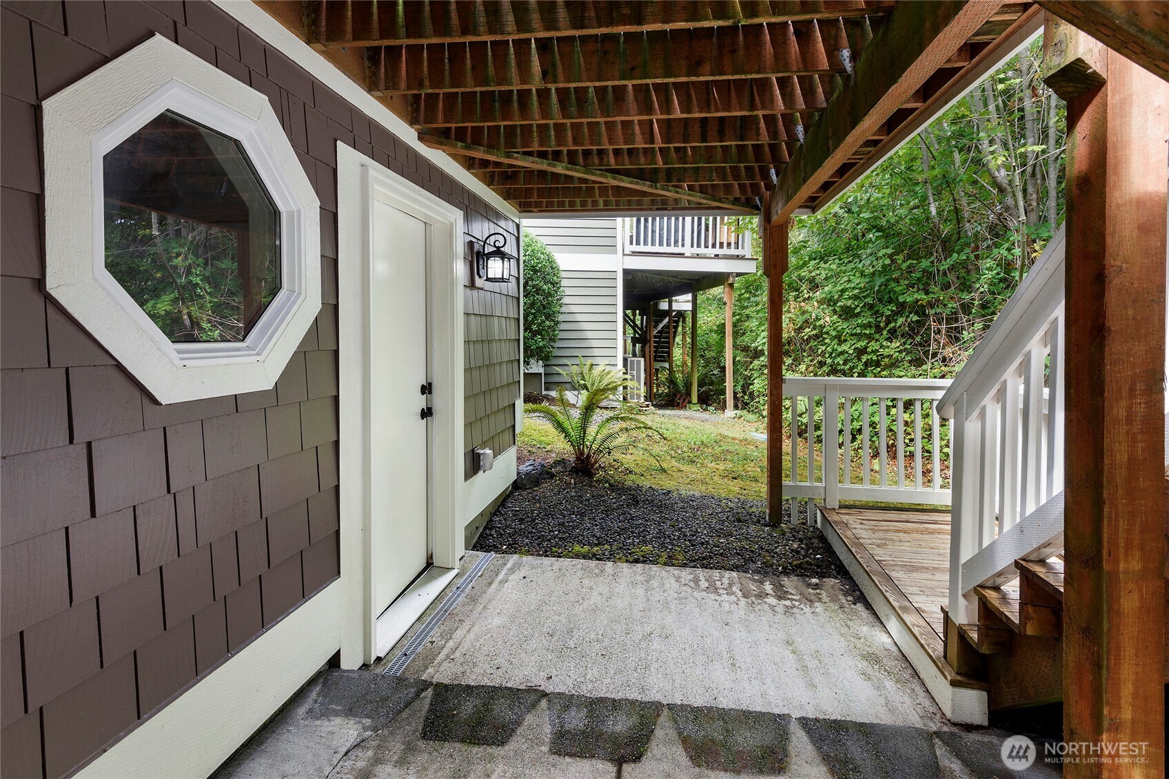 1870 Sakai Village Loop 28 Property Photo 30