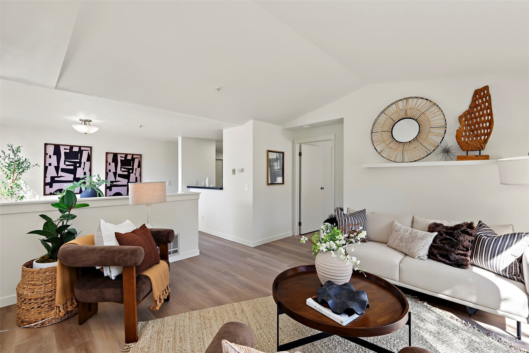 901 Sunset Boulevard B307 Property Photo 5