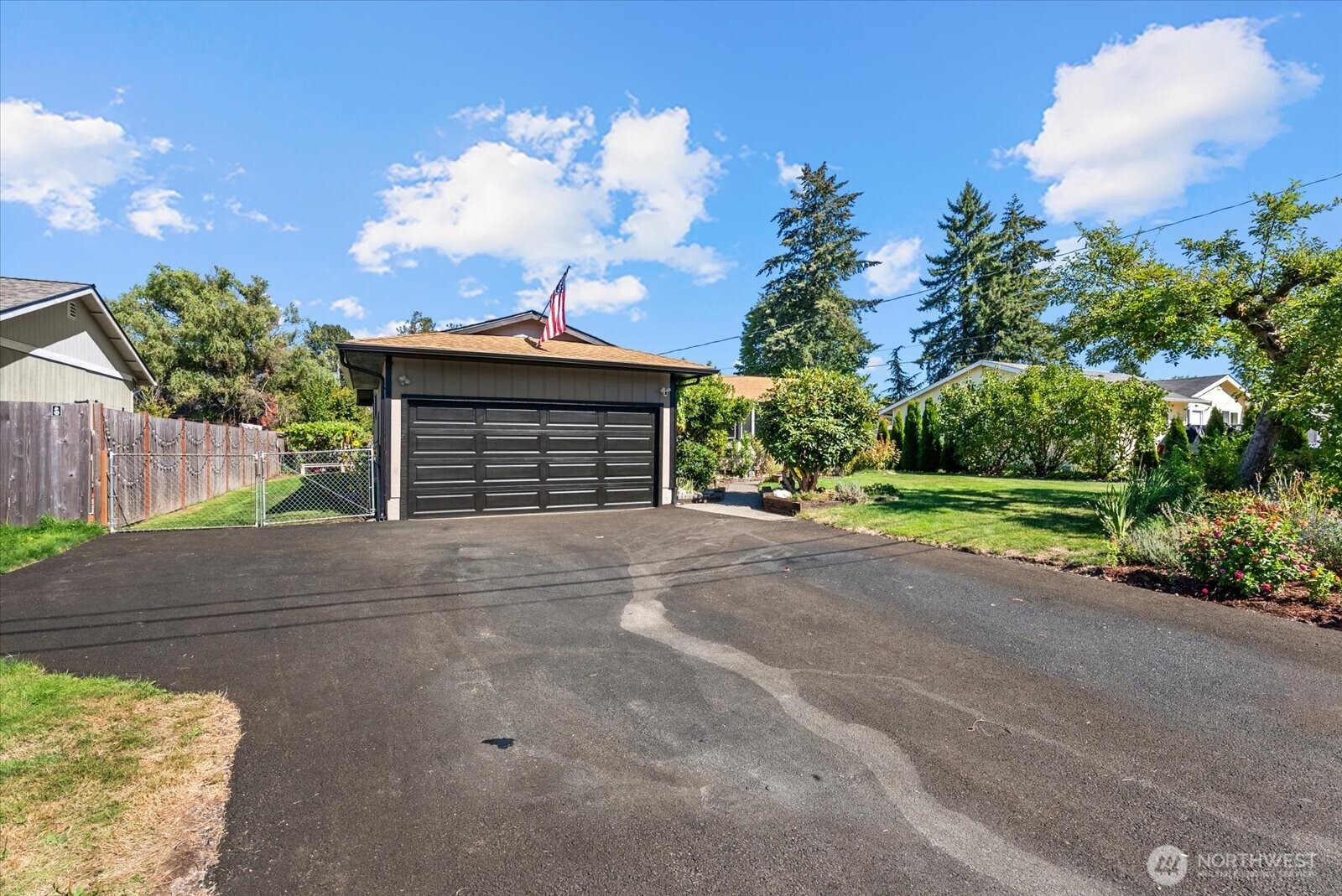 111 2nd Avenue Property Photo 1