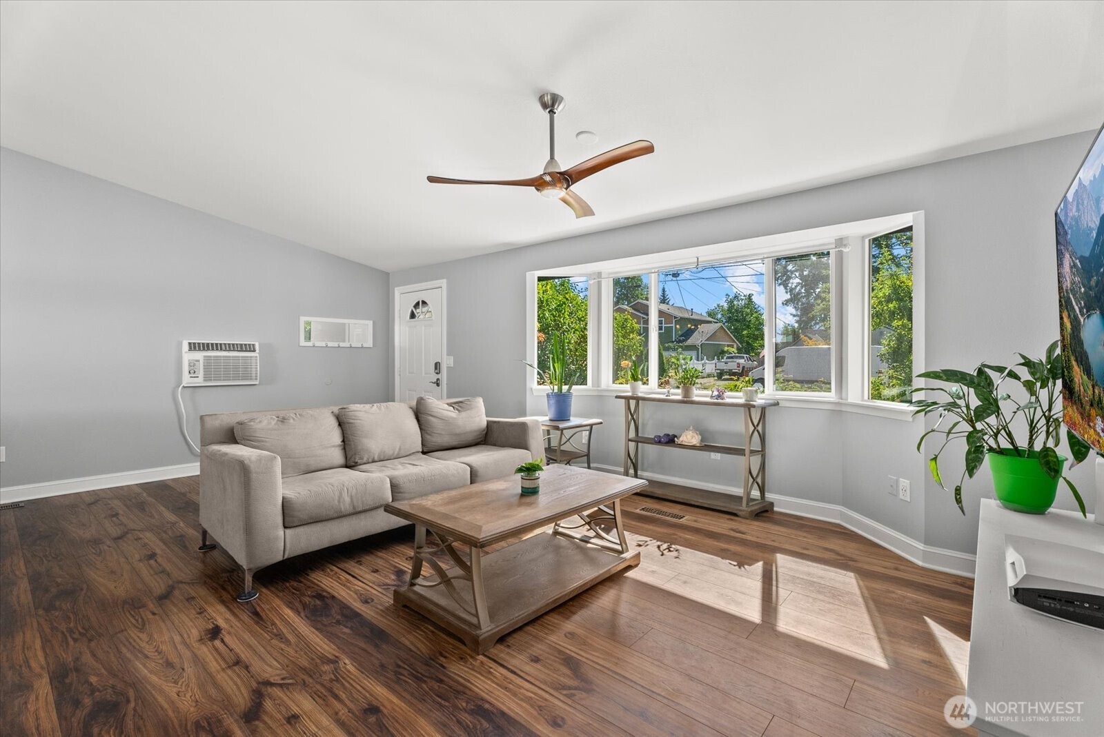 111 2nd Avenue Property Photo 5
