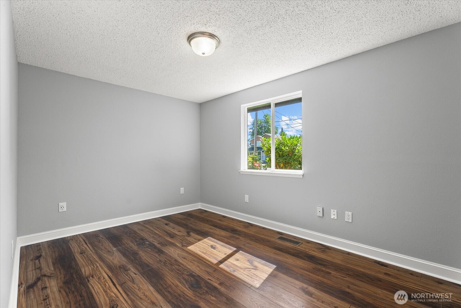 111 2nd Avenue Property Photo 14