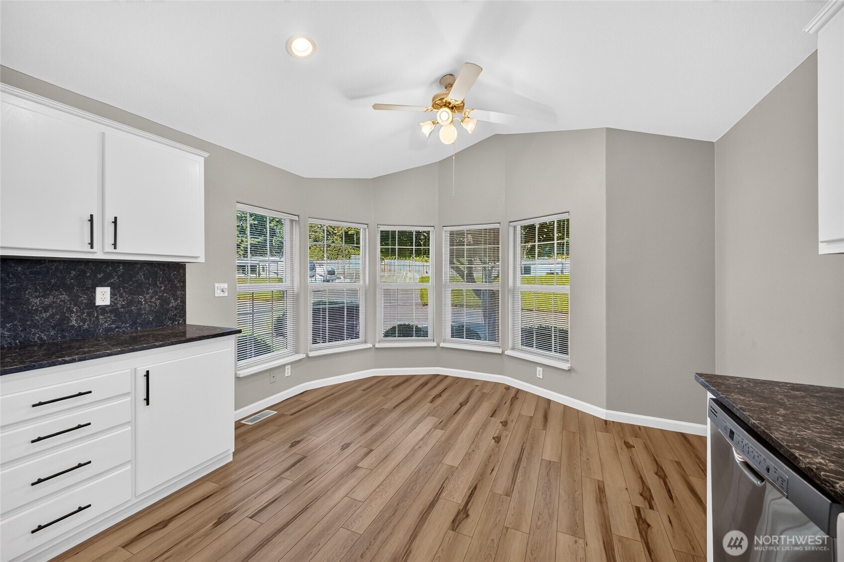 6112 88th Street Ct 51 Property Photo 9