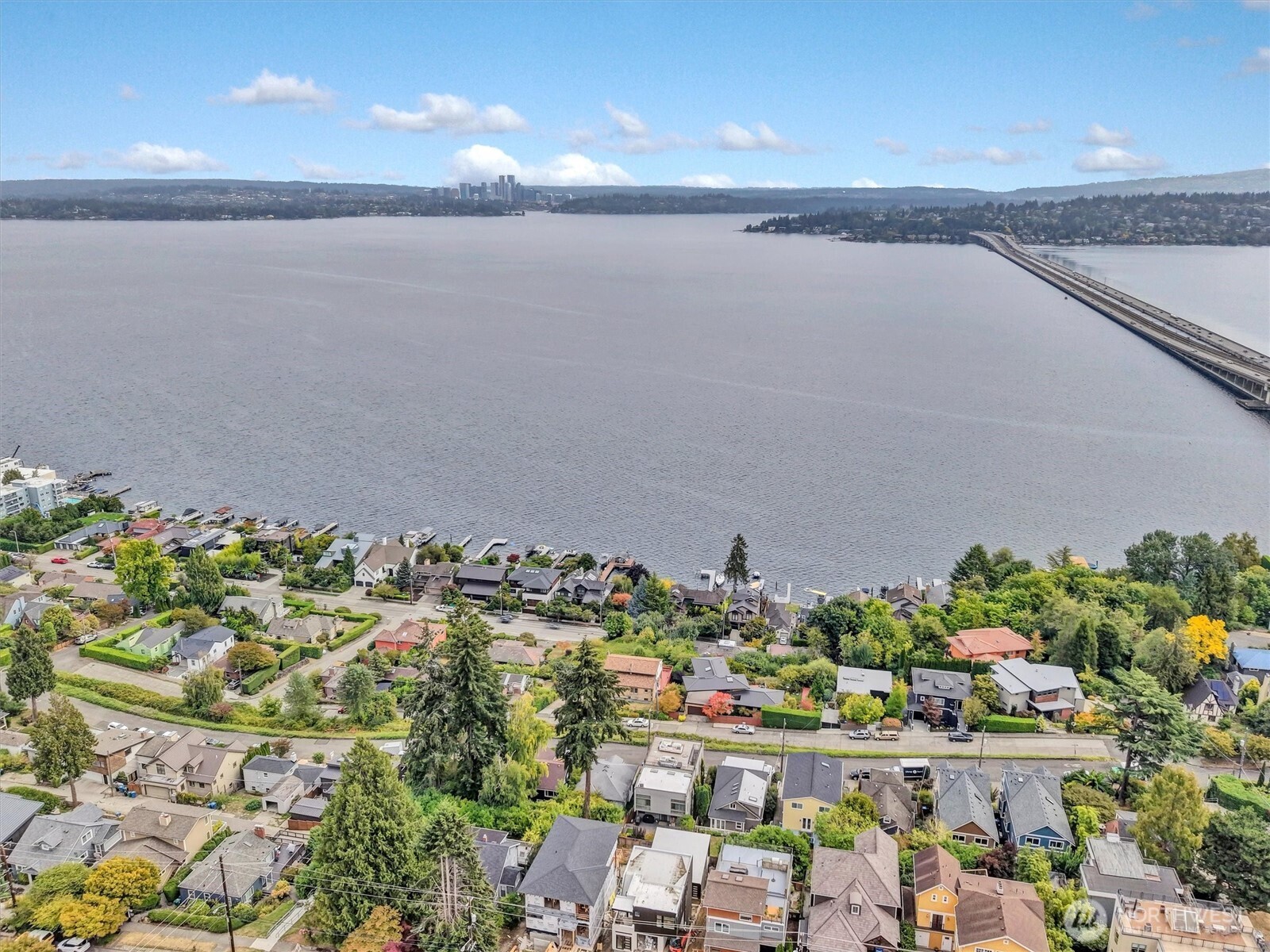 1107 Lake Washington Boulevard Property Photo 1