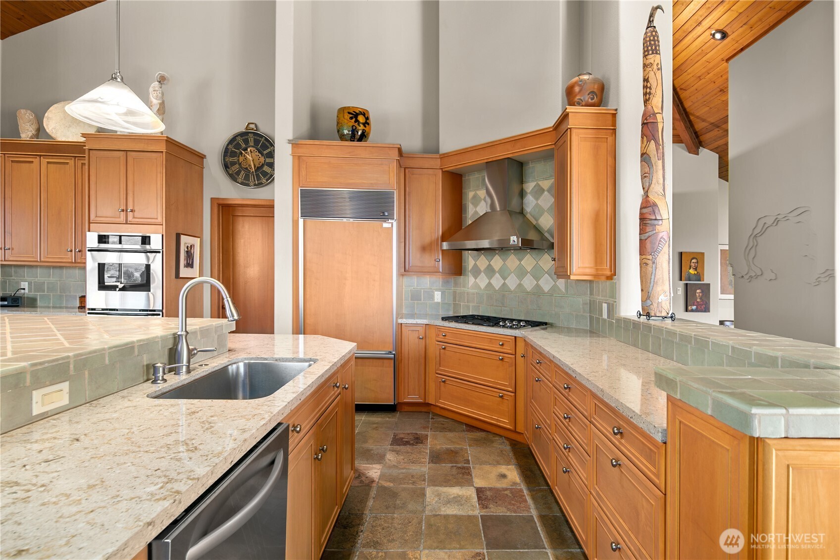 3804 W Eaglerock Drive Property Photo 10