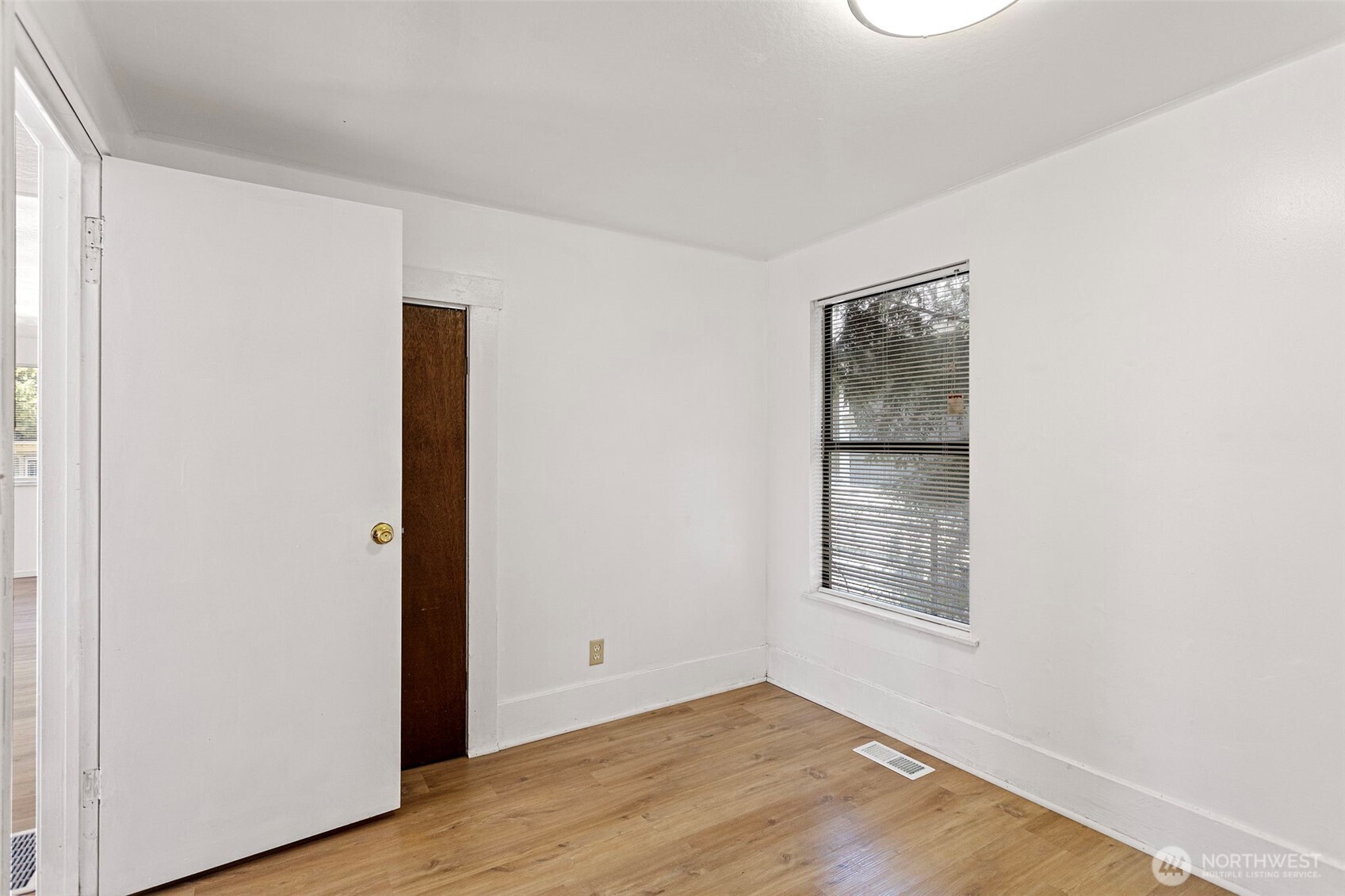 8614 Renton Avenue Property Photo 15