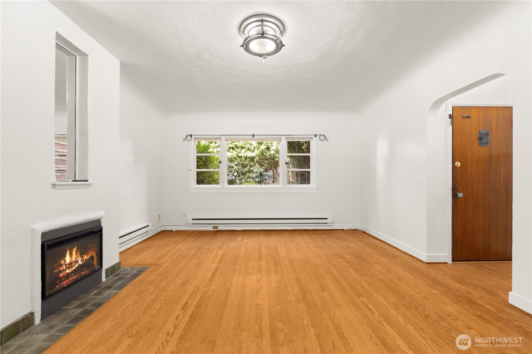 2717 Franklin Avenue 102 Property Photo 5