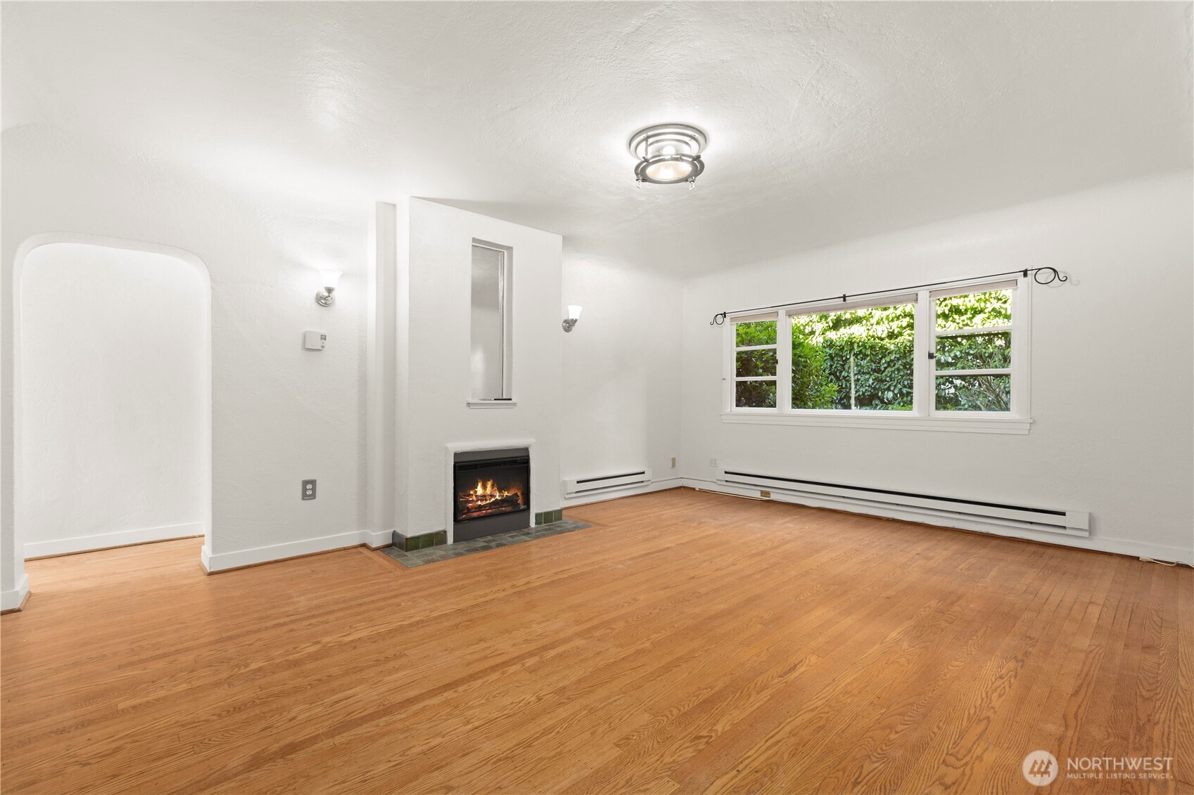 2717 Franklin Avenue 102 Property Photo 7