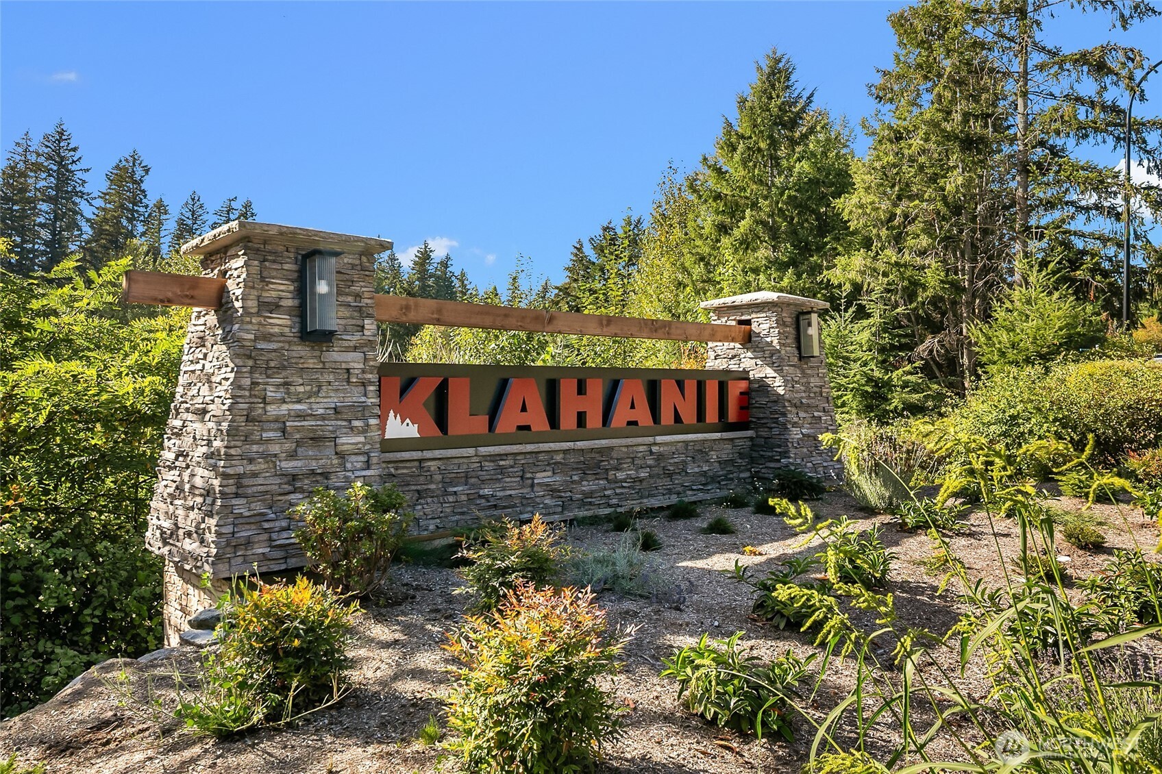 24201 38th Place Property Photo 37