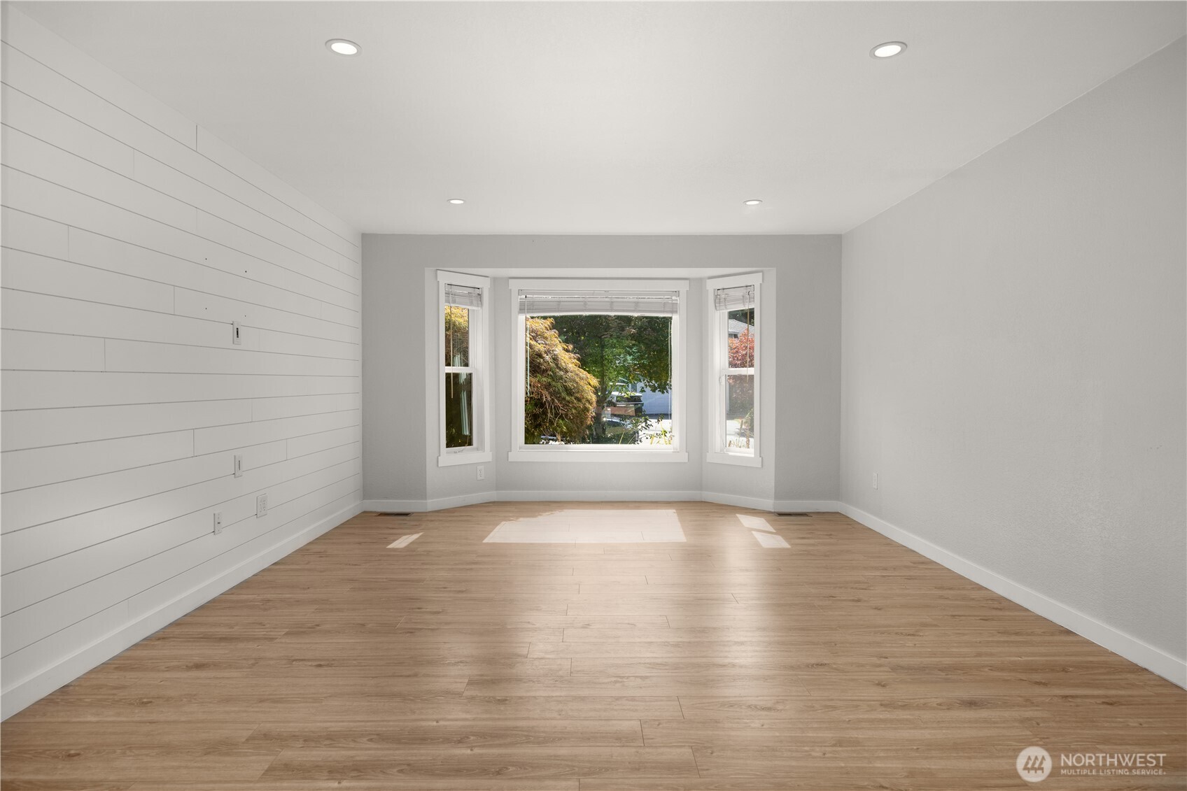 5017 120th Place Property Photo 2