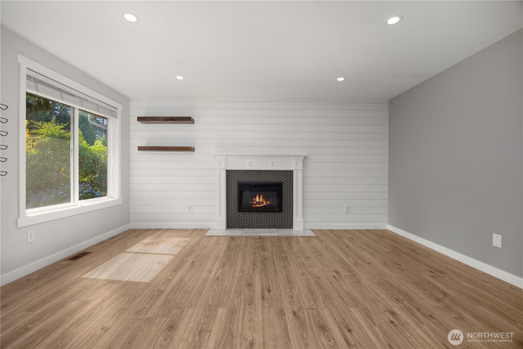 5017 120th Place Property Photo 8