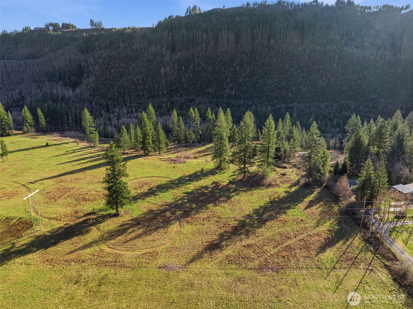 208 Sawmill Road Property Photo 13