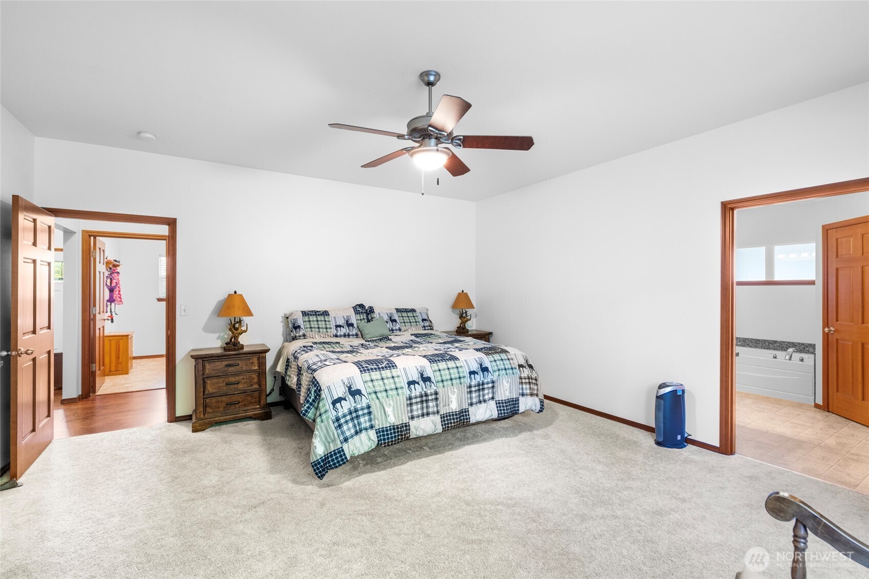 7915 Renic Drive Property Photo 20