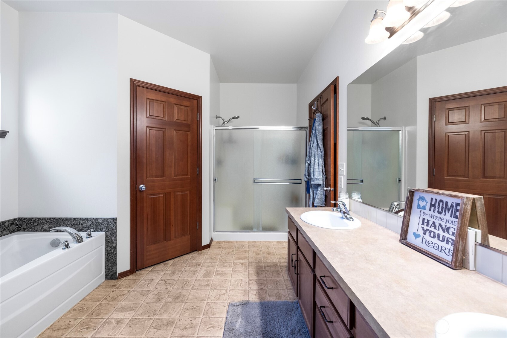 7915 Renic Drive Property Photo 22