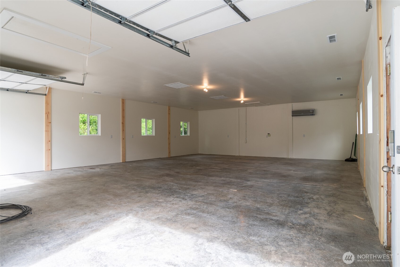7915 Renic Drive Property Photo 30