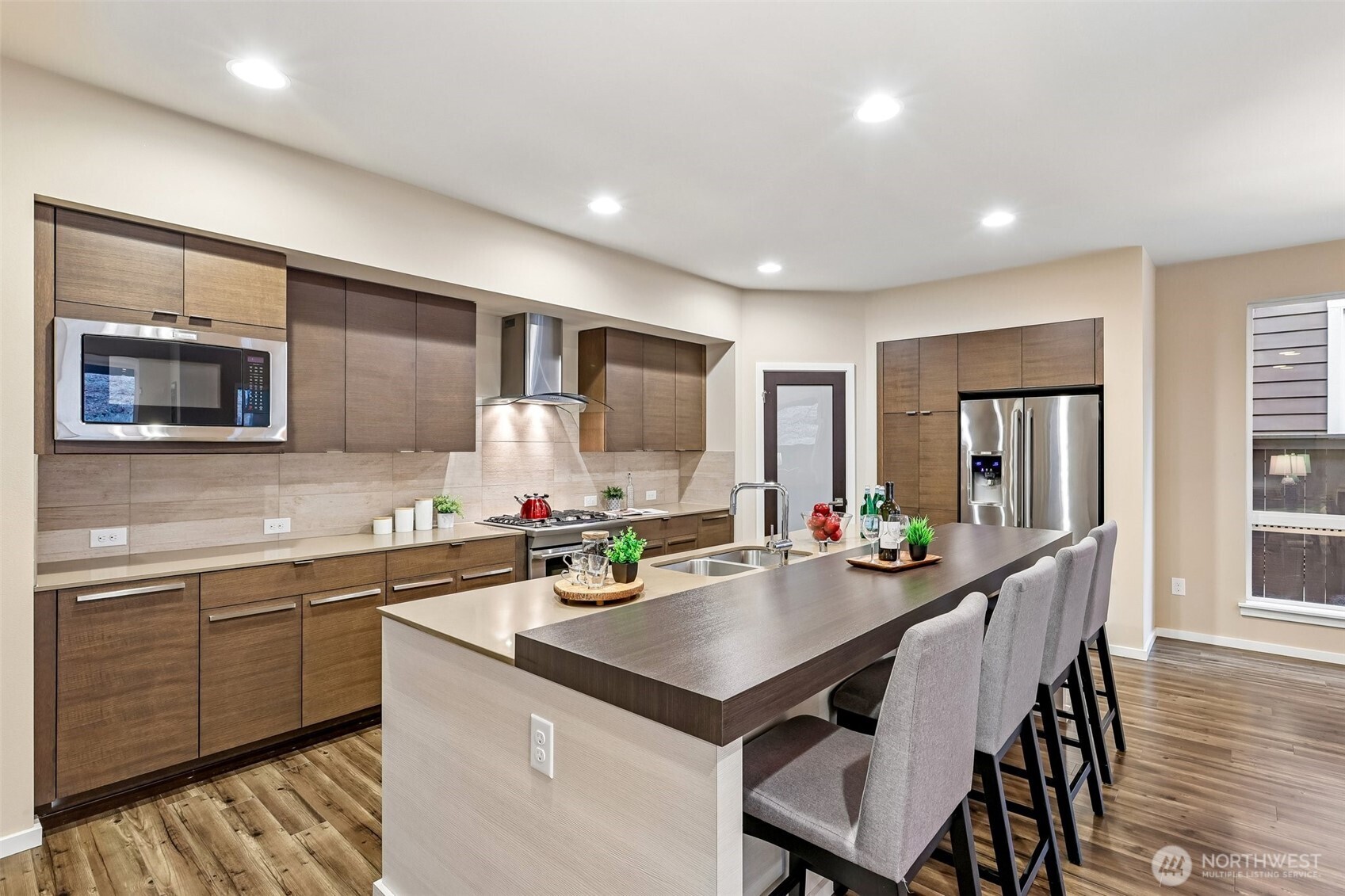 17017 42nd Drive Property Photo 8