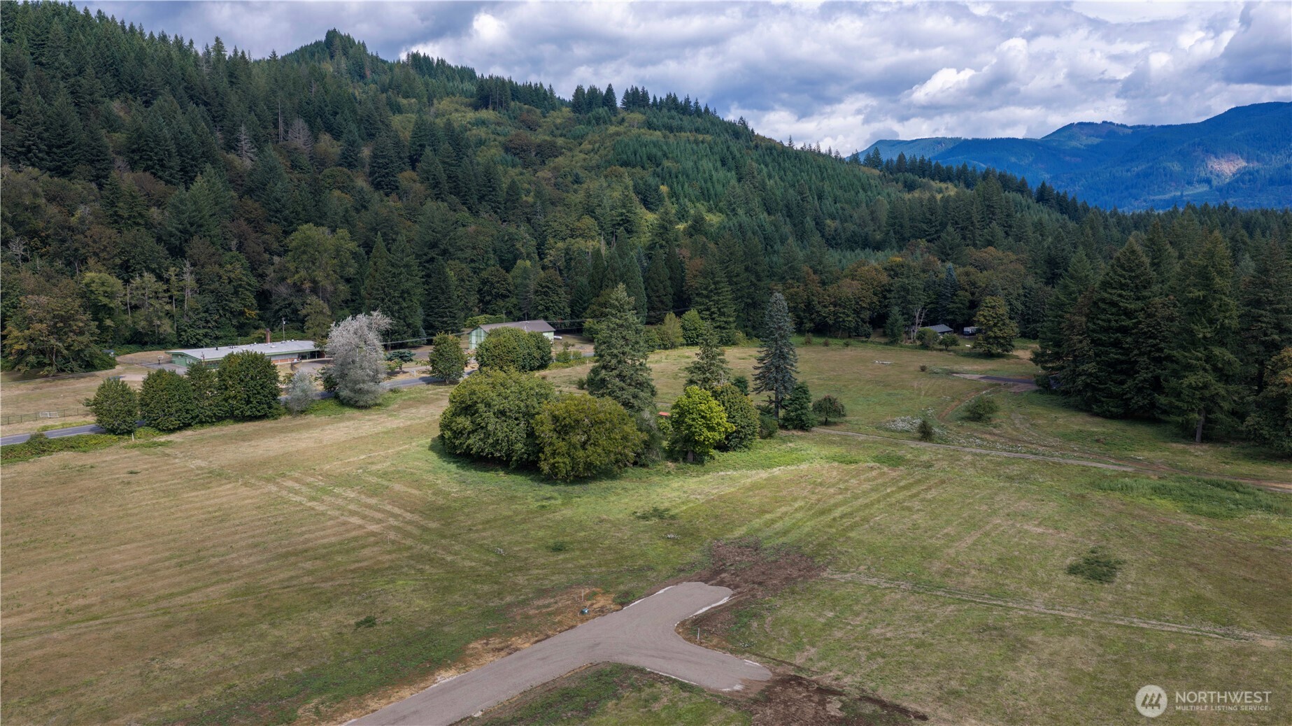 173 Sawmill Road Property Photo 3