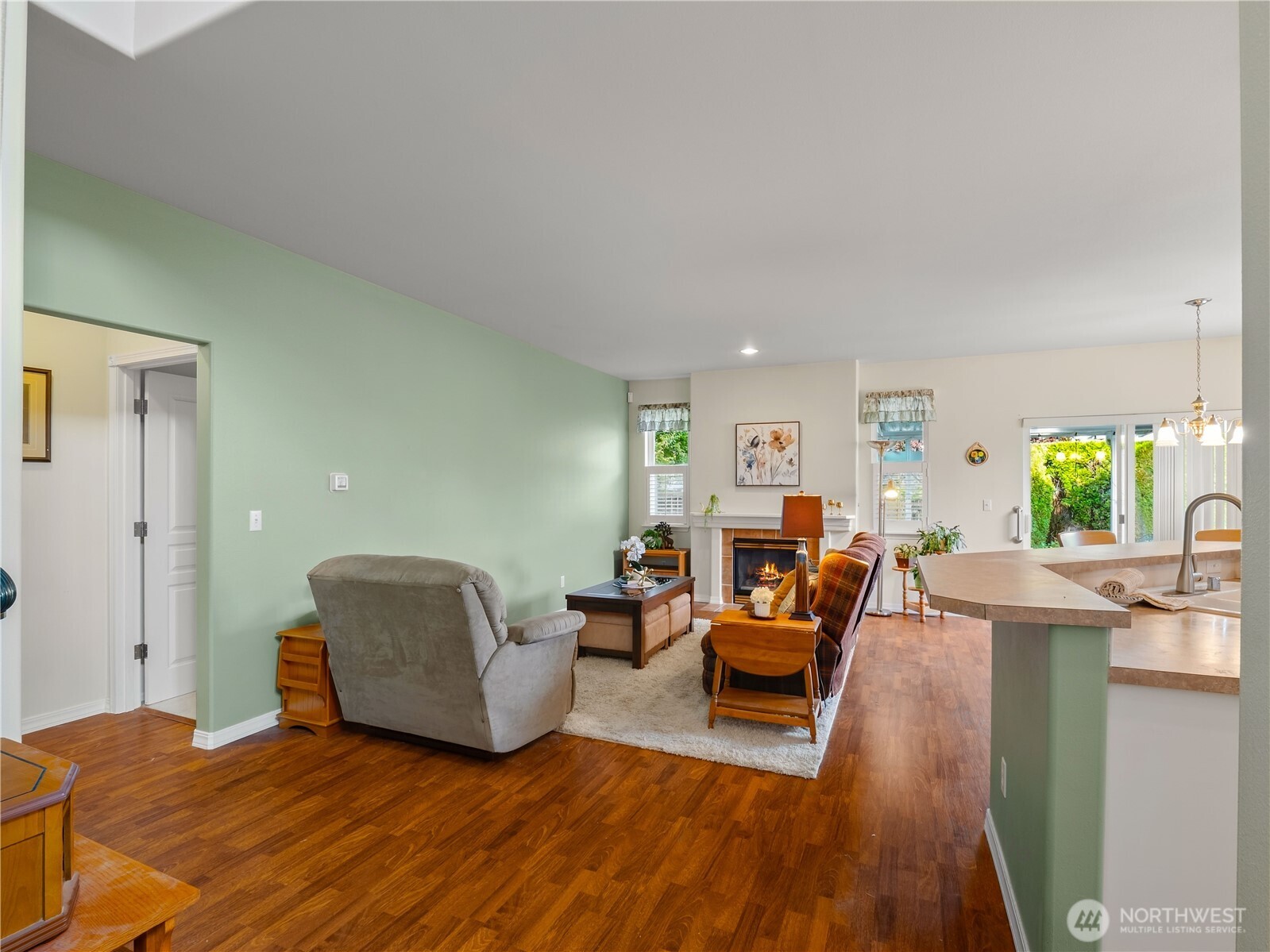 16927 91st Avenue Property Photo 8