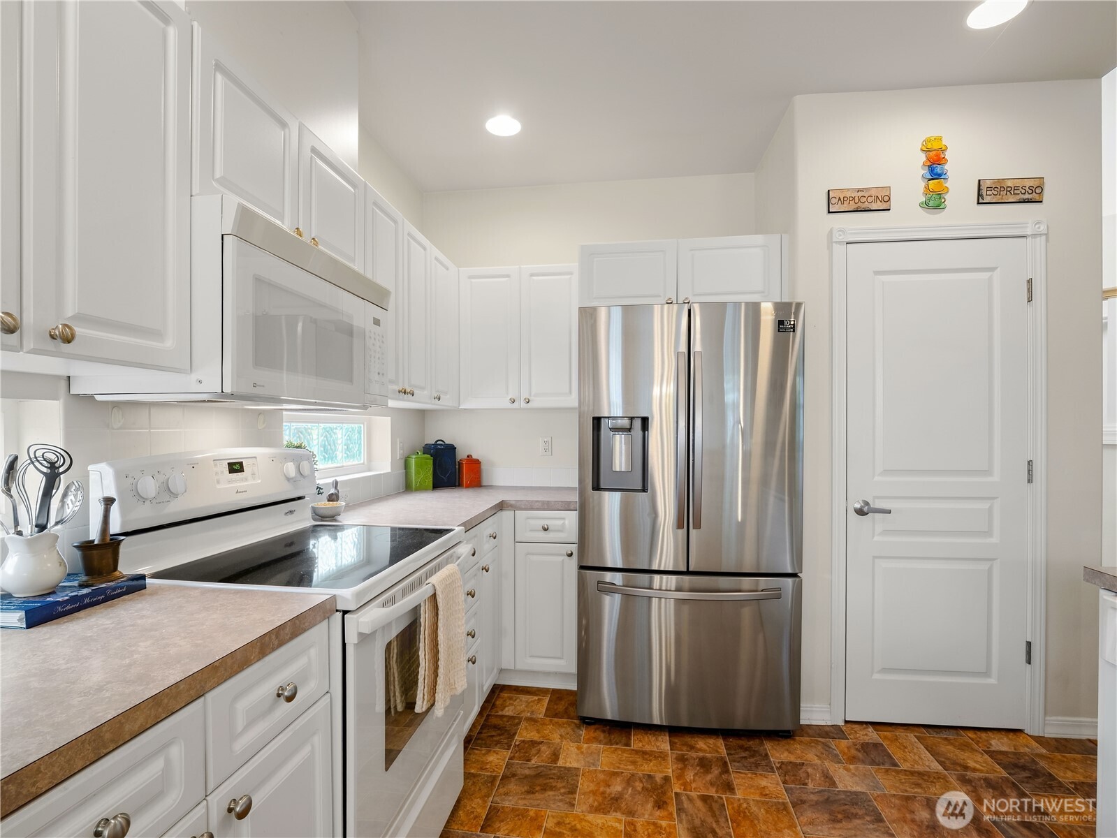 16927 91st Avenue Property Photo 14