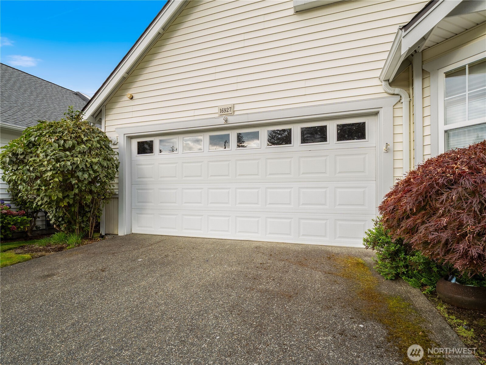 16927 91st Avenue Property Photo 29