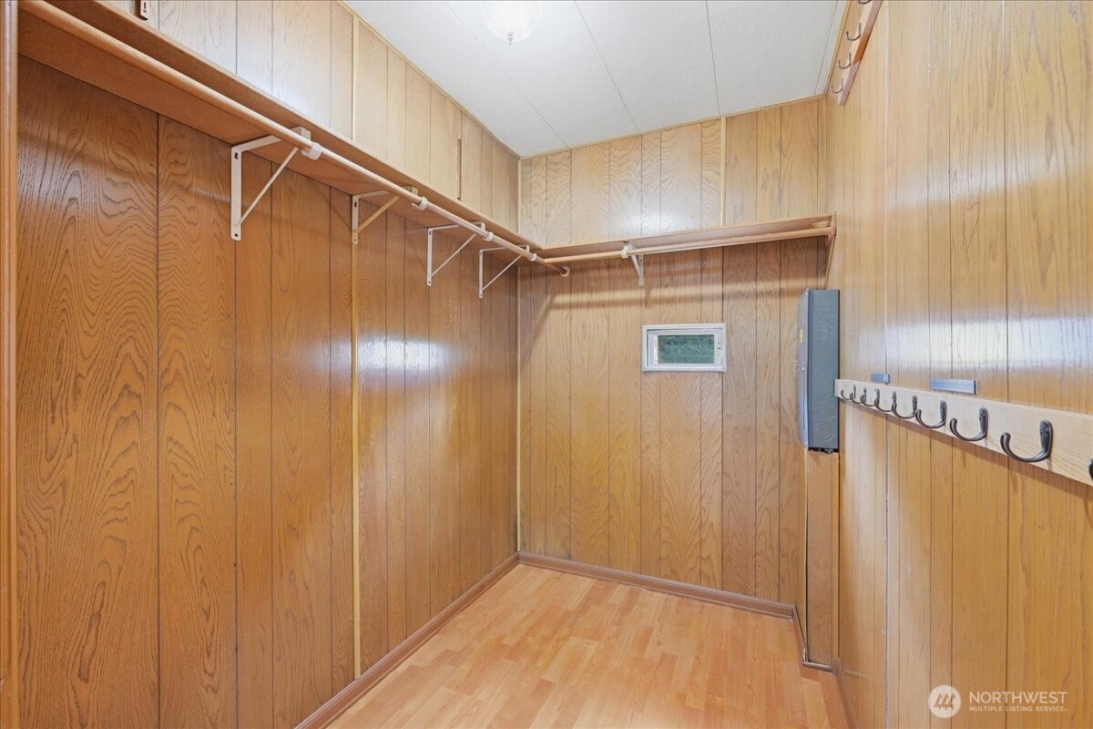 11330 E Riverside Drive 40 Property Photo 13
