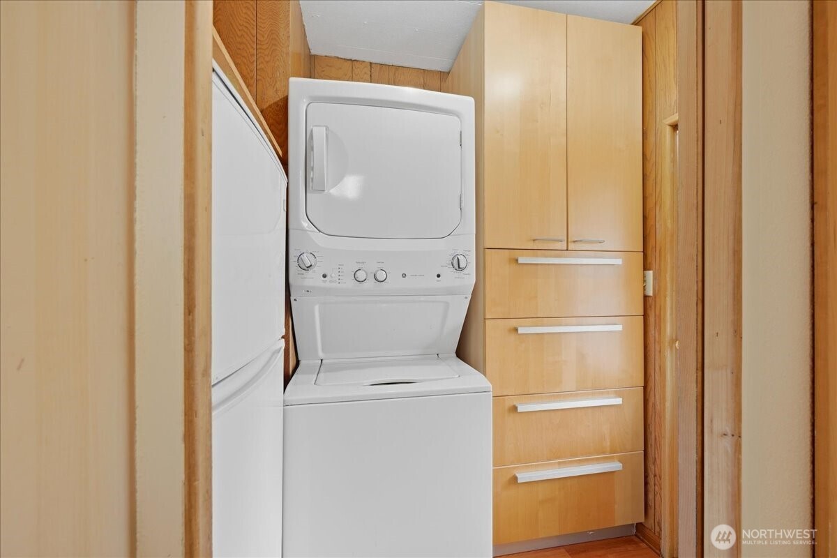 11330 E Riverside Drive 40 Property Photo 15