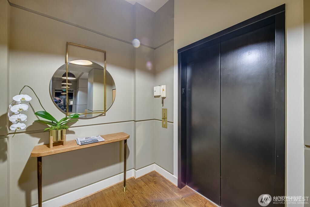 97 S Jackson Street 508 Property Photo 12