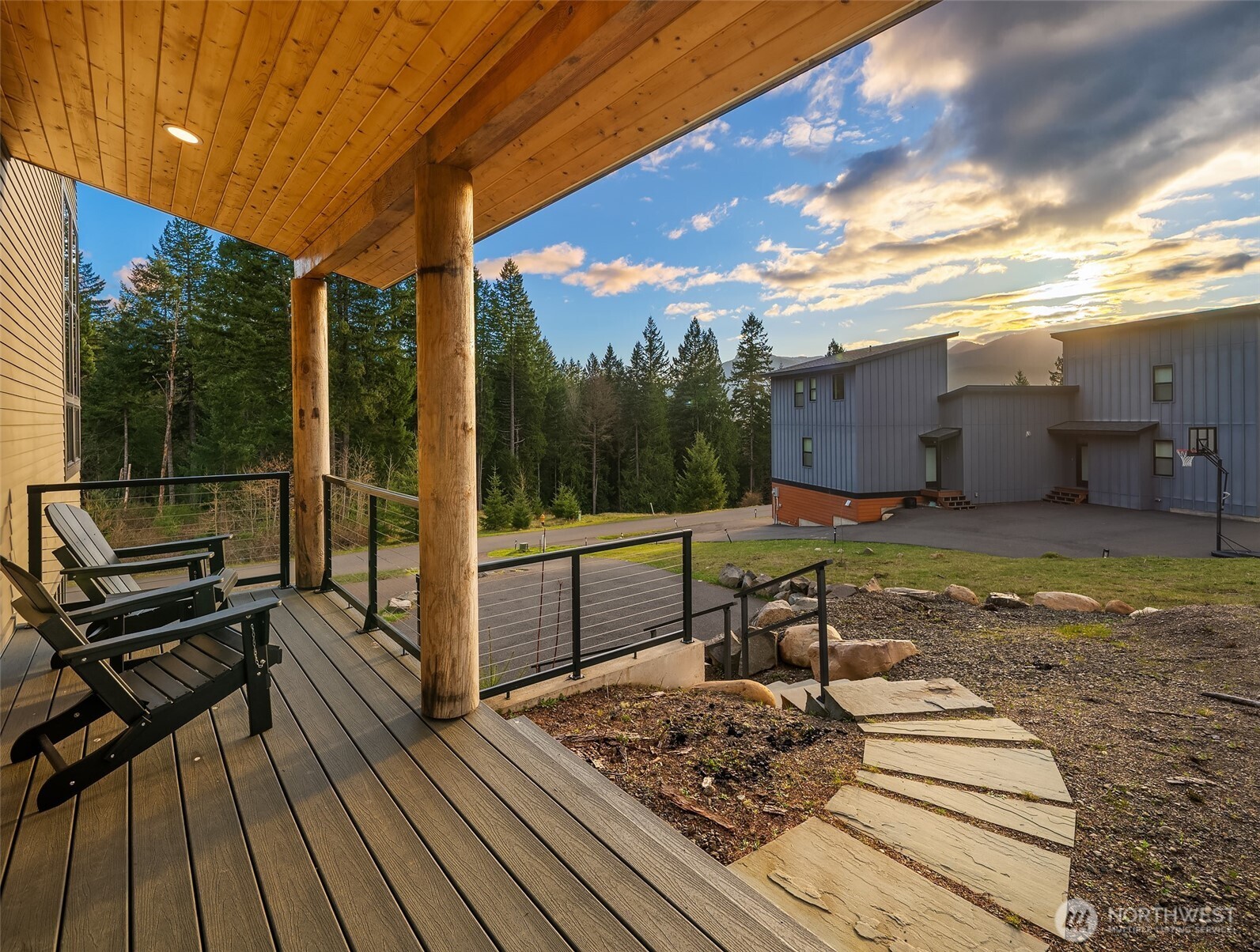 118 Burl Lane Property Photo 11