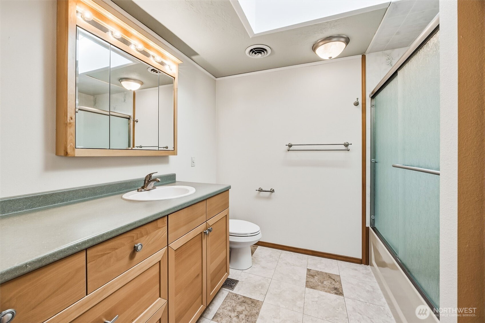 14317 Greenbelt Drive Property Photo 19