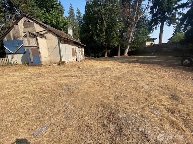 2843 Military Road Property Photo 1