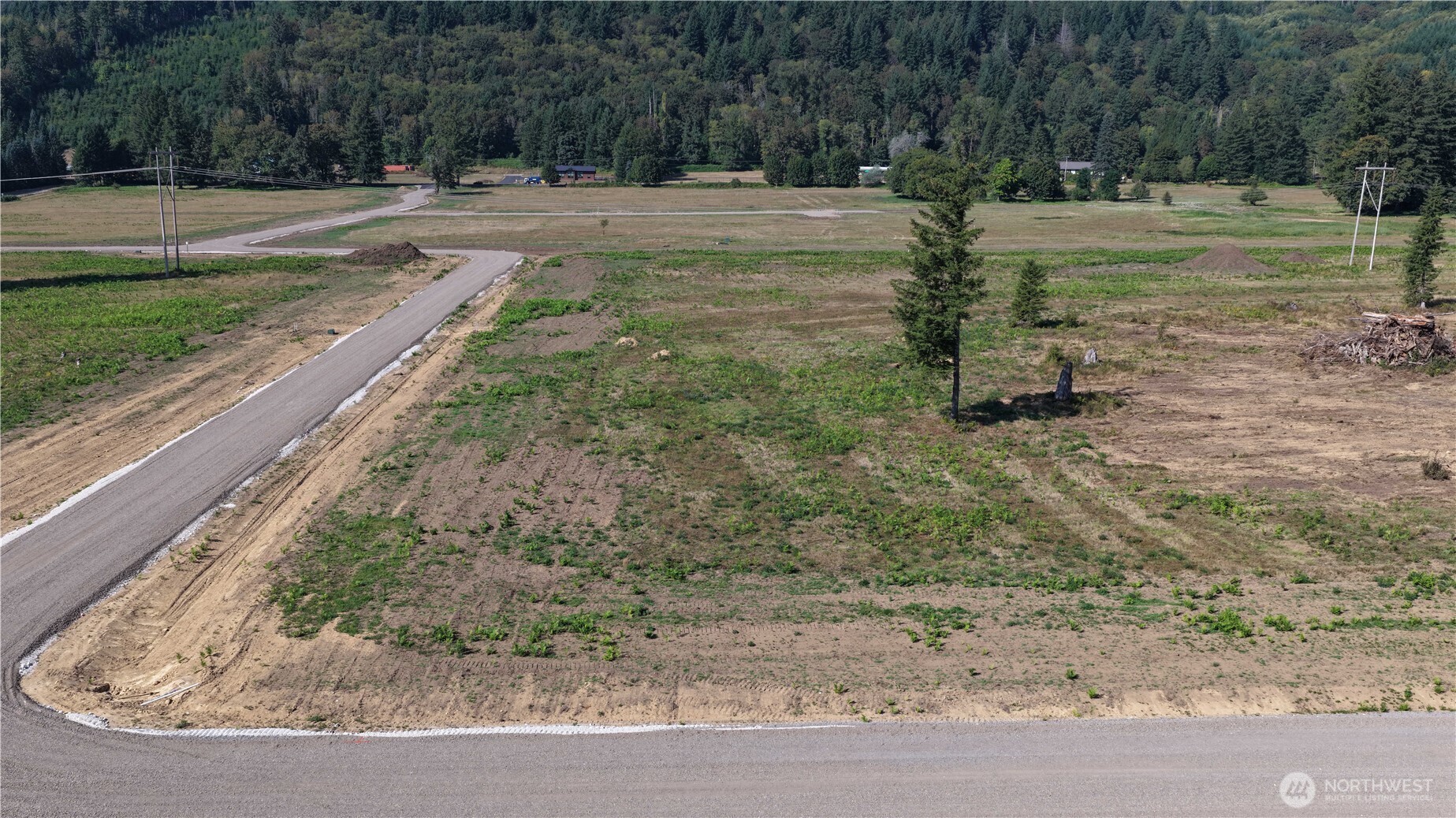 347 Sawmill Road Property Photo 4