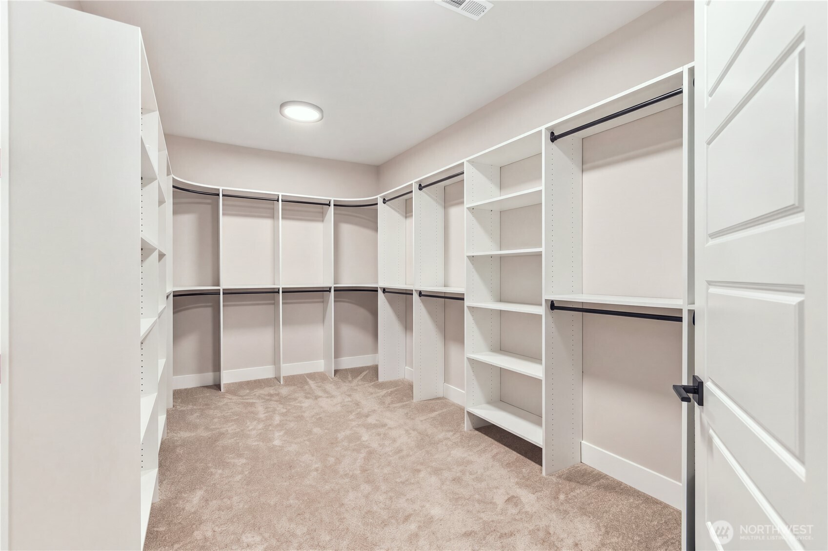 18305 Snohomish Avenue Property Photo 30