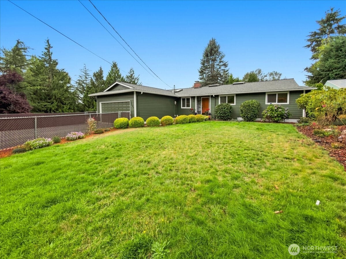 19607 136th Place Property Photo 1