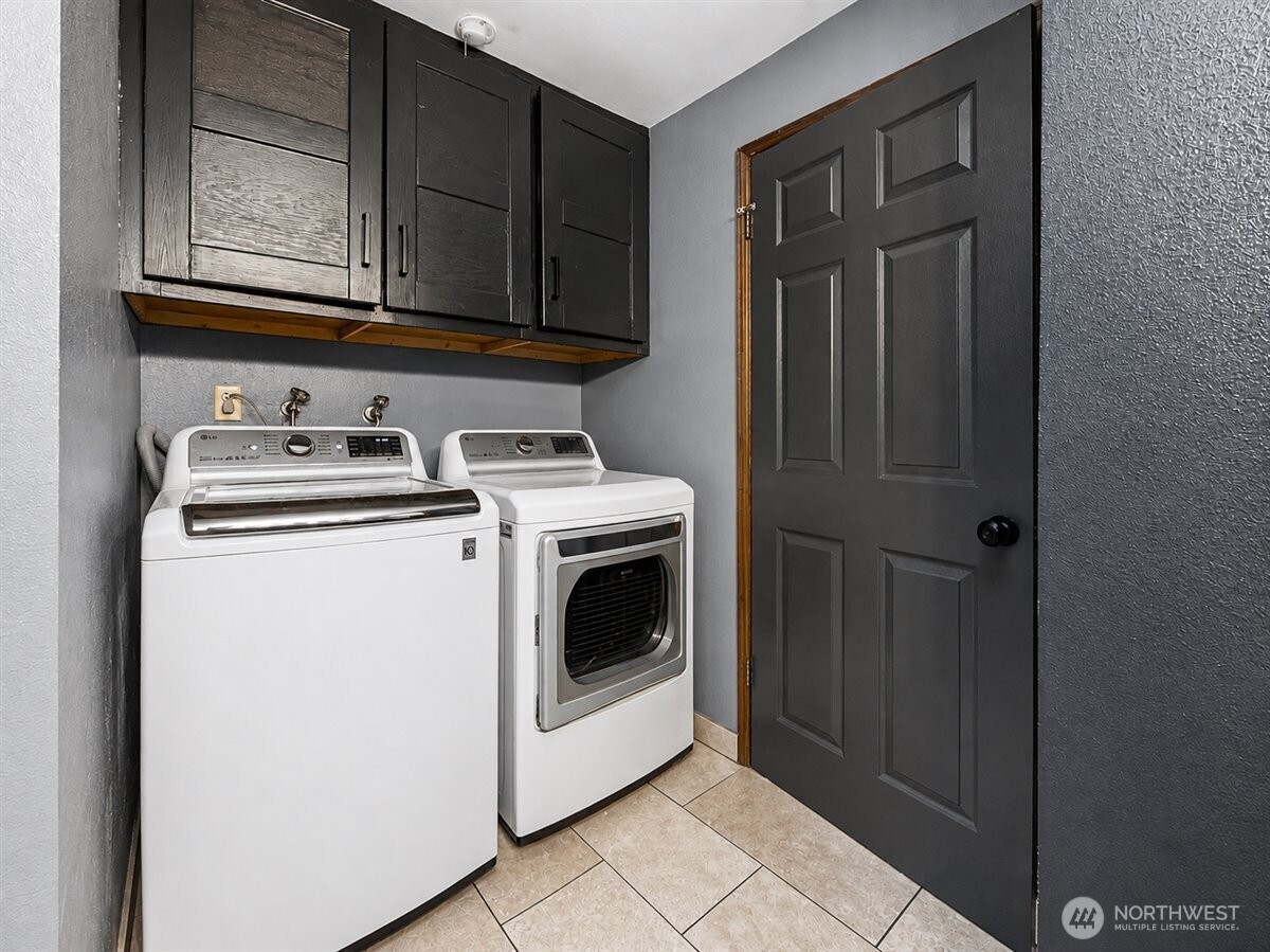 19607 136th Place Property Photo 18
