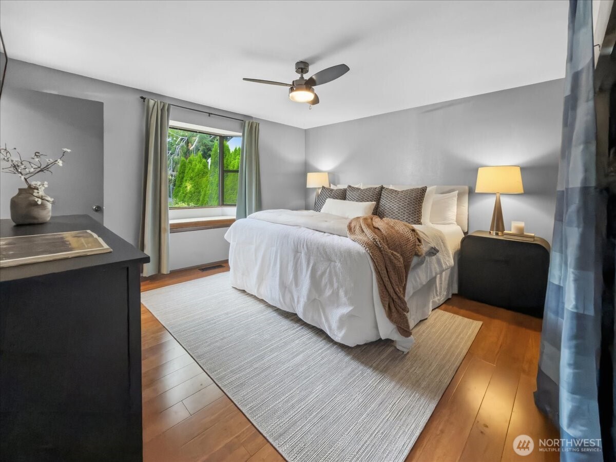 19607 136th Place Property Photo 19
