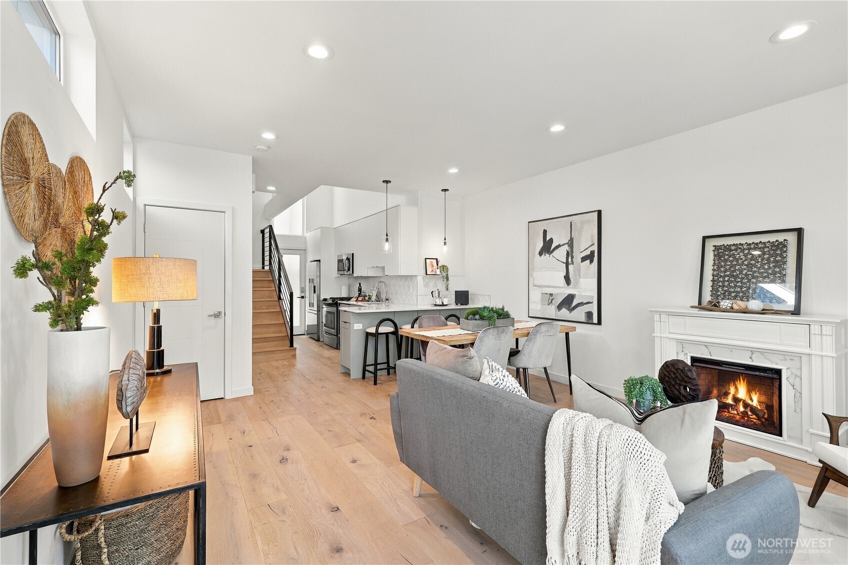 4608 Evanston Avenue Property Photo 2