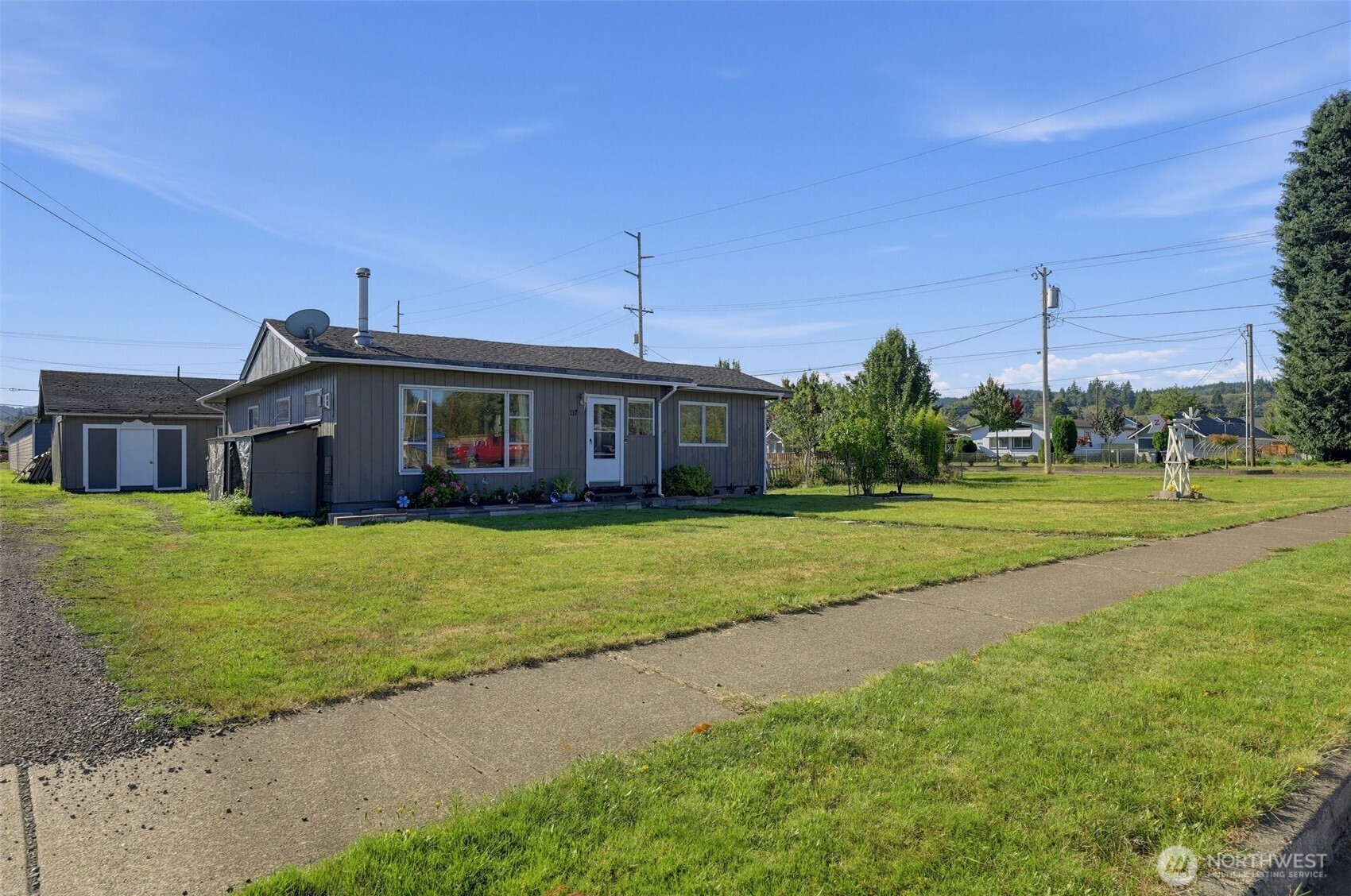 117 J Street Property Photo 2