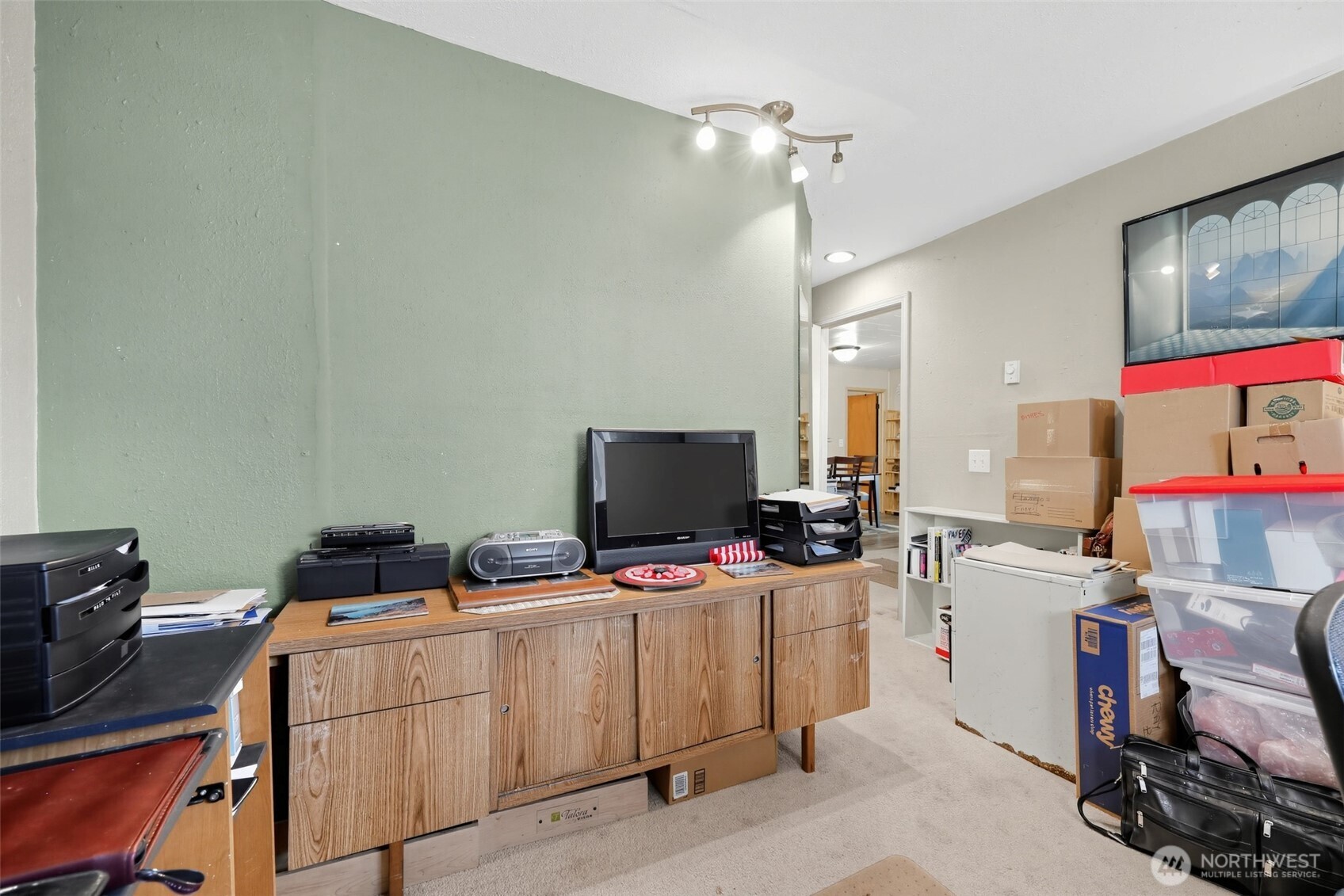 117 J Street Property Photo 9