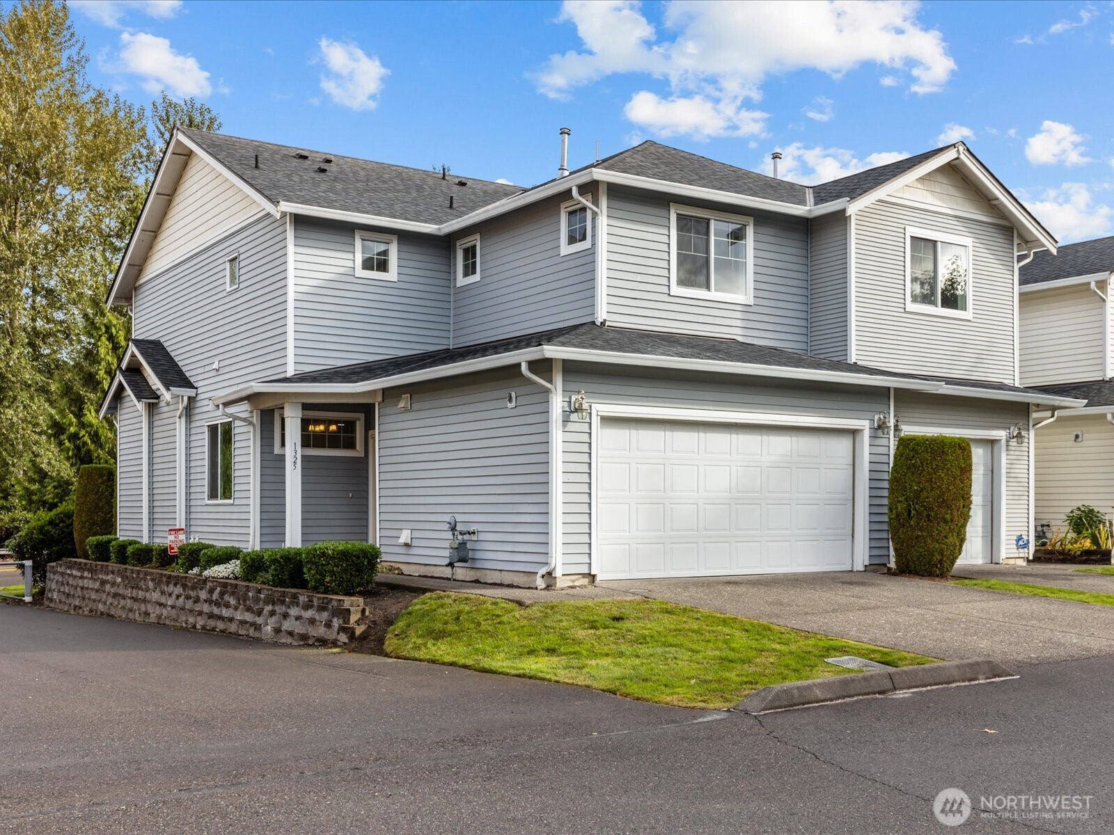 1325 52nd Street Property Photo 1