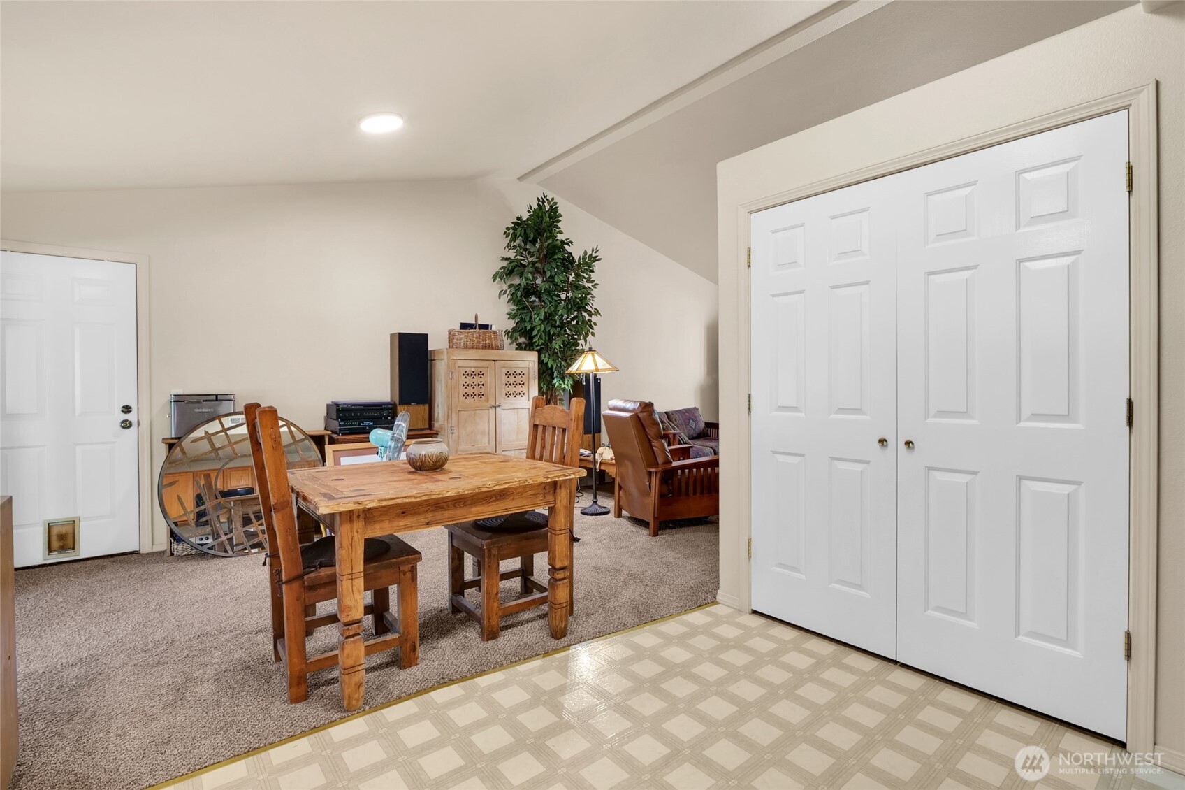 1720 Pirate Lane Property Photo 11