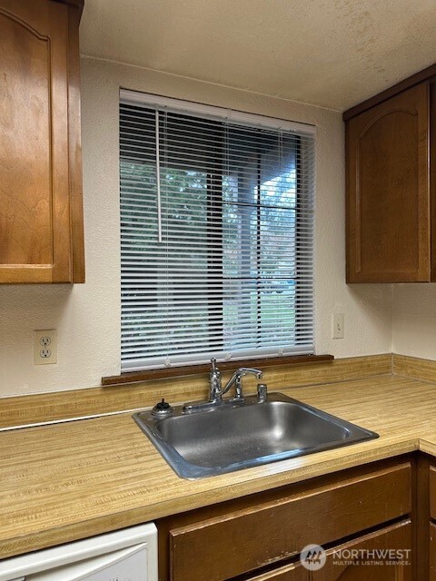 5303 149th Street 1 Property Photo 6
