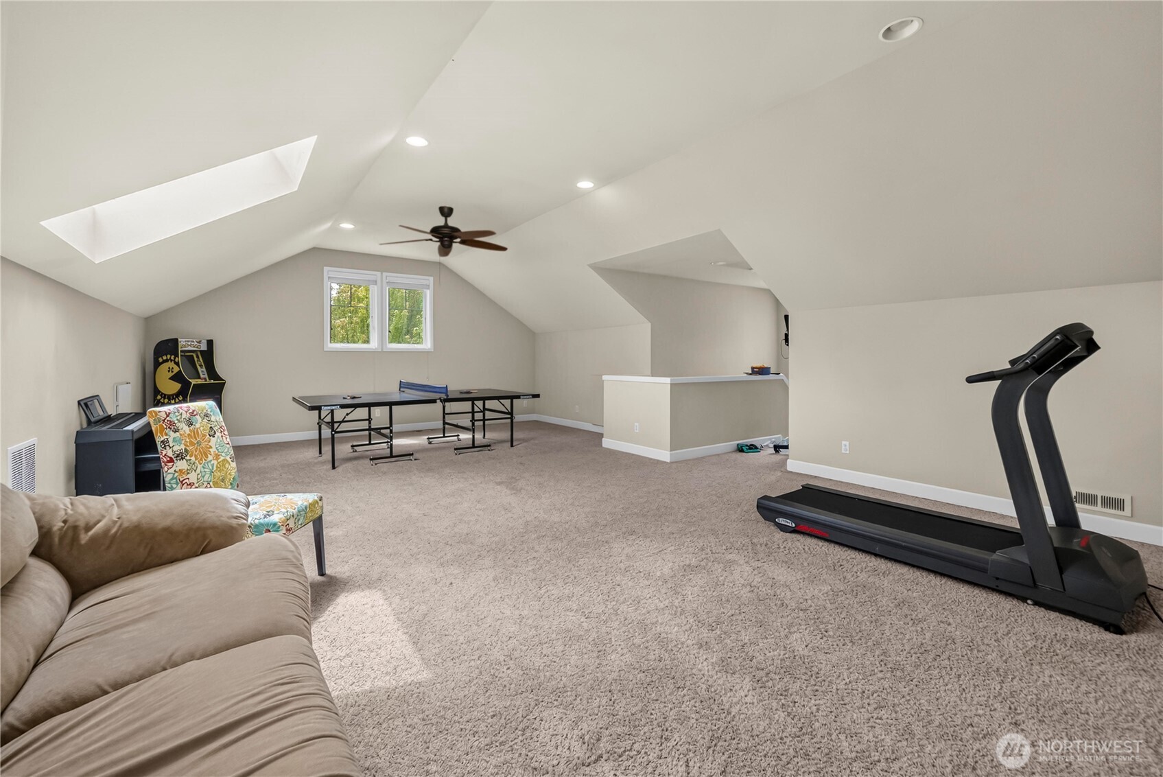 8610 Leitz Avenue Property Photo 28