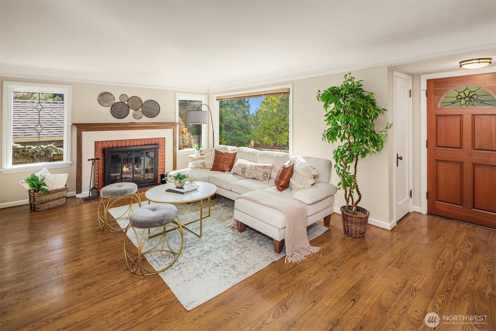 7812 Stone Avenue Property Photo 3