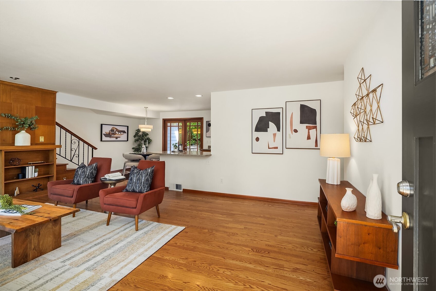 11040 Alton Avenue Property Photo 5