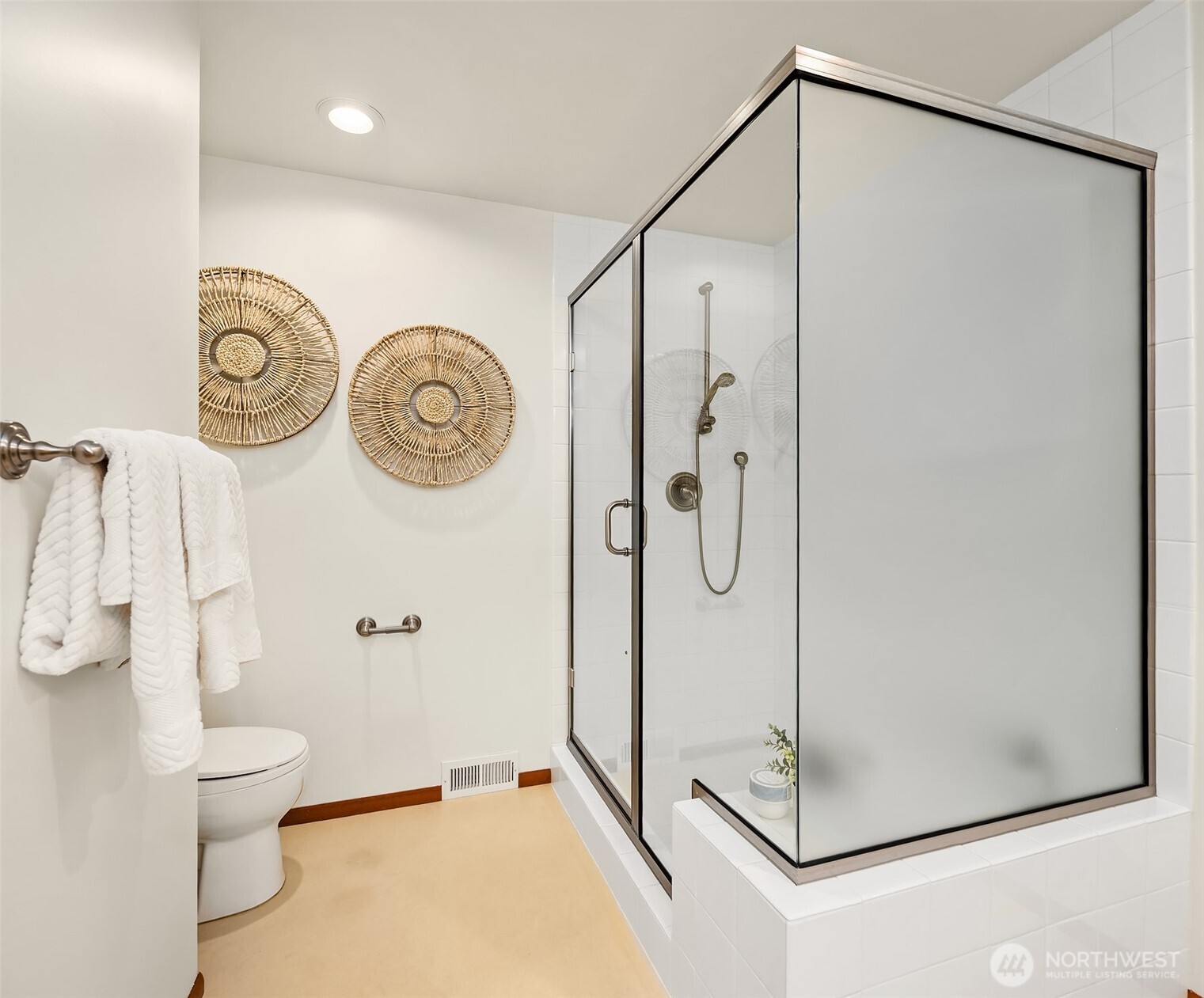 11040 Alton Avenue Property Photo 11