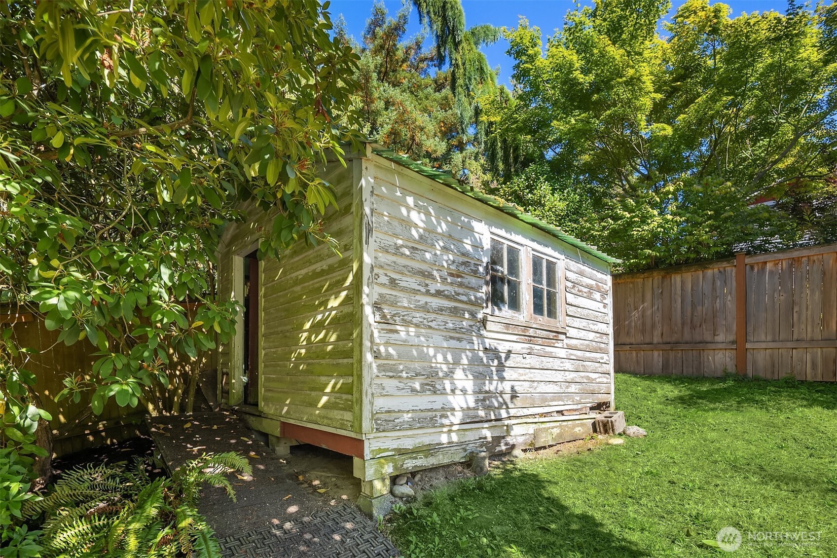 11040 Alton Avenue Property Photo 33